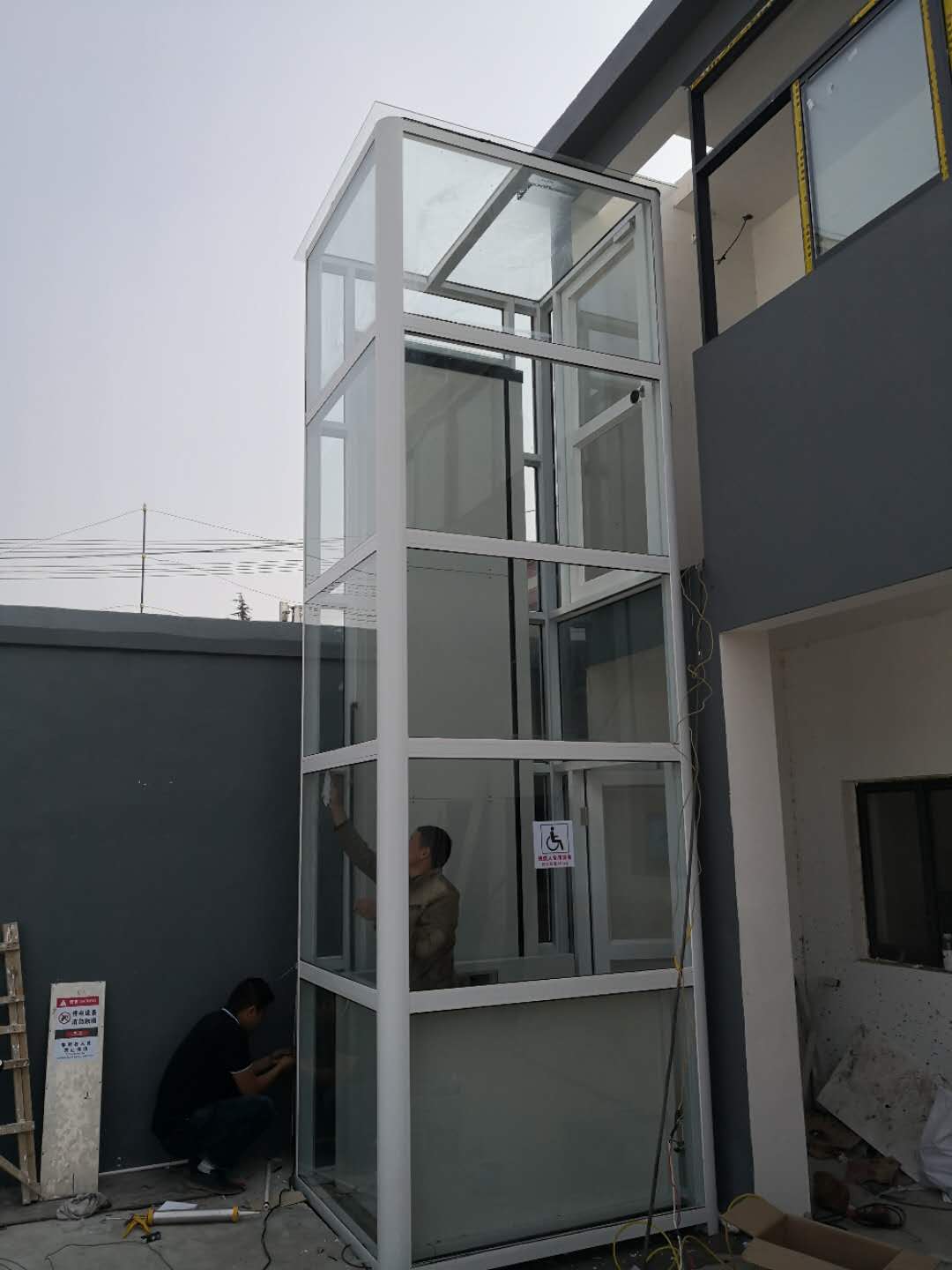 别墅电梯-工程案例-西安中央空调-新风系统-威能壁挂炉-地暖安装-赛能舒适家